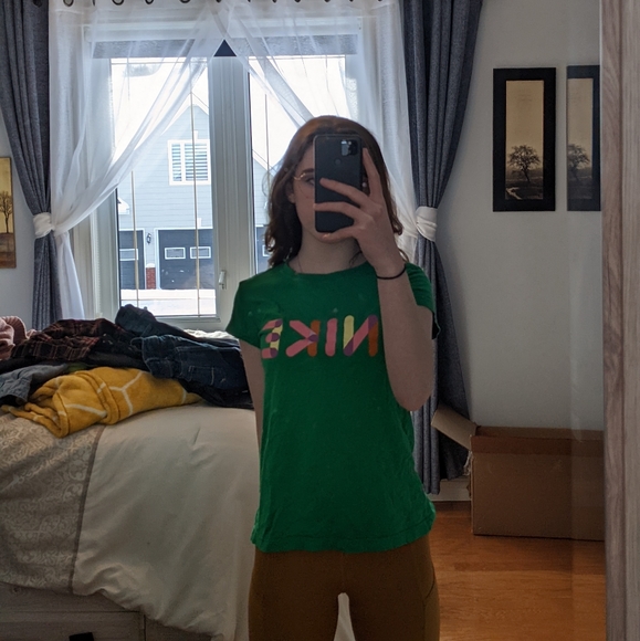 Nike t-shirt, green with hints of pink, purple, orange and yellow, size S - Picture 1 of 4